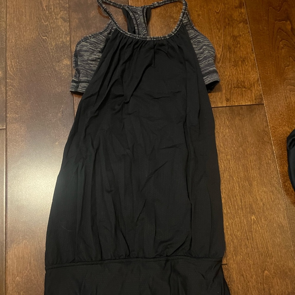 Lululemon tank top